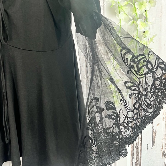 Sold Ladies bohemian Black long sleeve lace tunic blouse size xL - Picture 8 of 8